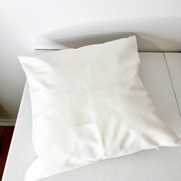 Bookish Box ELFHAME National Park Pillowcase Soft Folk of Air Holly Black - Picture 3 of 5